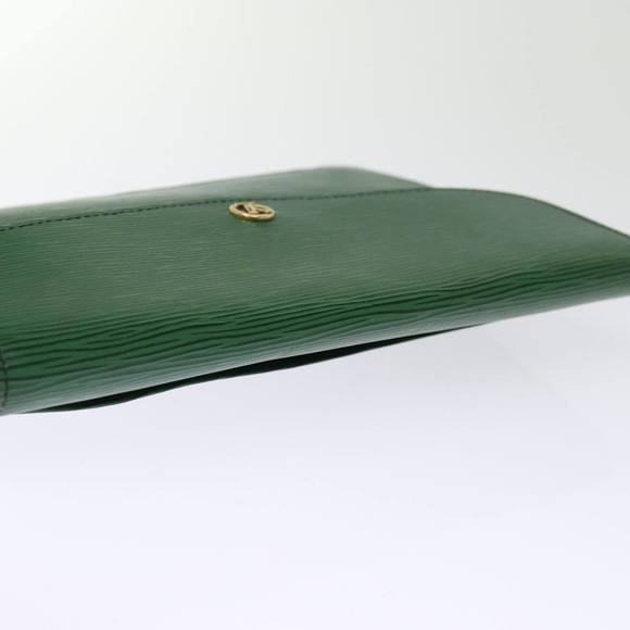LOUIS VUITTON Epi Montaigne 27 Clutch Bag Green M52654 LV Auth 74313 - Picture 5 of 16